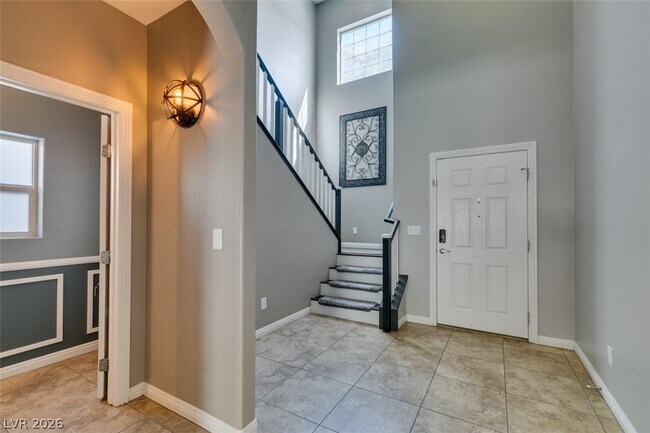 Building Photo - 9114 Mastodon Ave