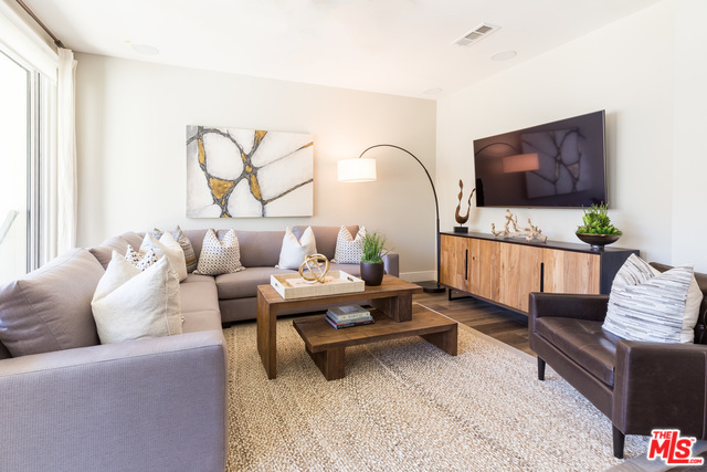 Foto principal - 4385 Paxton Pl