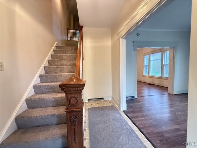 Foto del edificio - 56 E 5th St