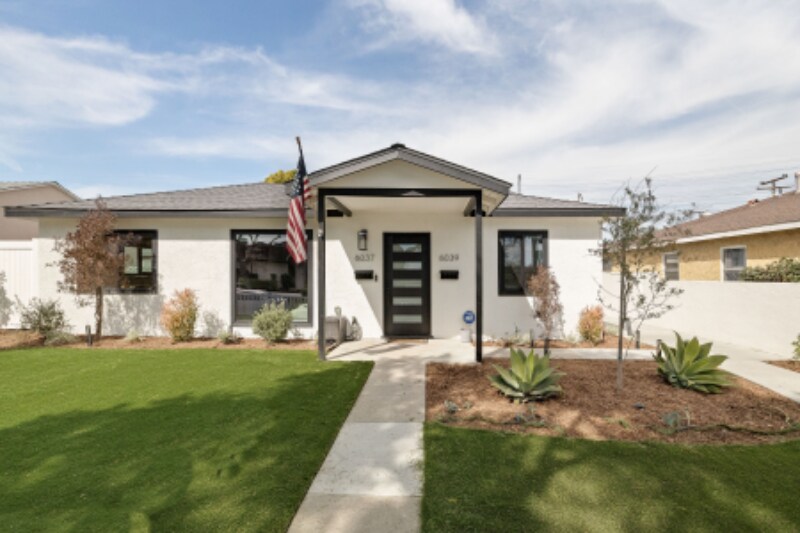 Foto principal - 6037 Candlewood St