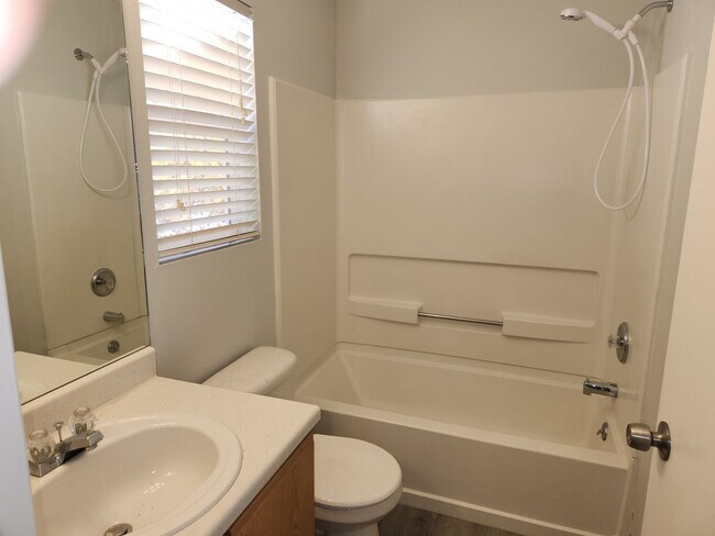 Foto del edificio - Ridgeview @ Stetson Hills- Newly remodeled 3 bedroom