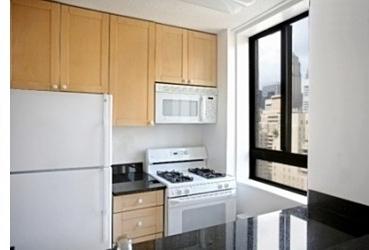 Building Photo - 222 E 34th St