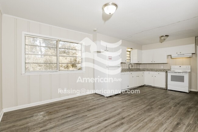 Foto del edificio - 435 McDowell Park Cir