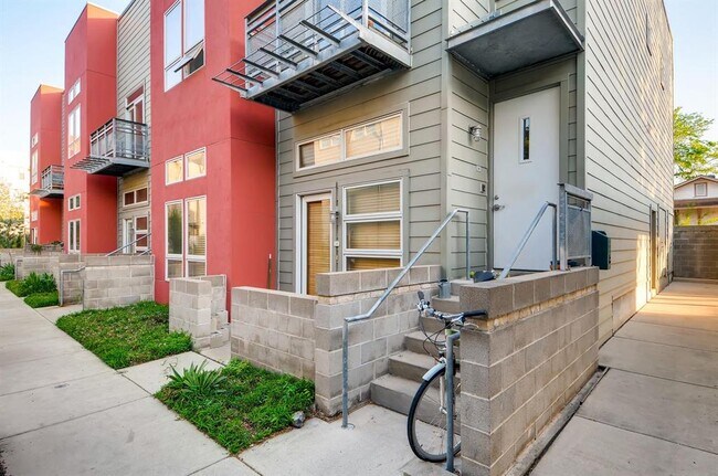 Foto del edificio - 1601 E 5th St.