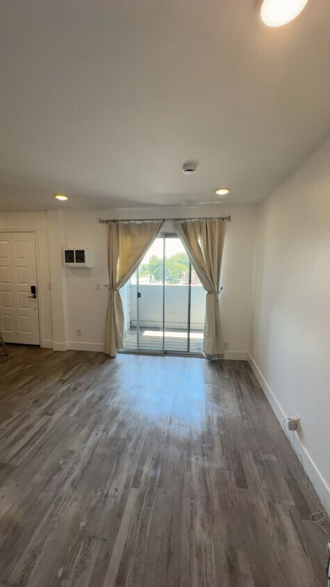 Foto principal - 29621 Red Oak Ct