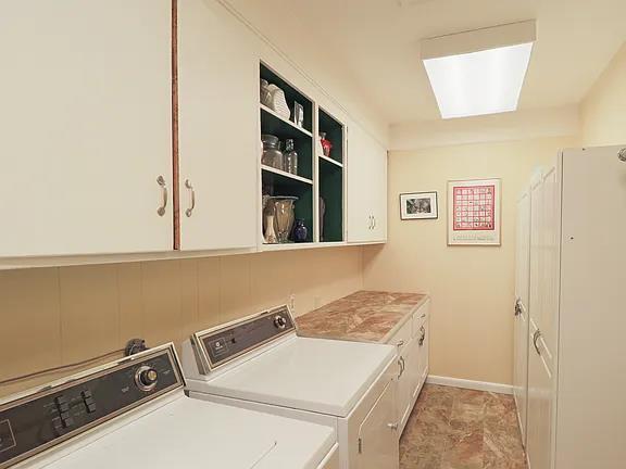 Foto del edificio - 6600 Guerneville Rd