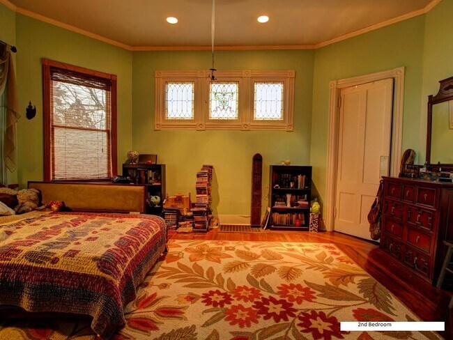 Foto del edificio - 428 Hawthorne Ave