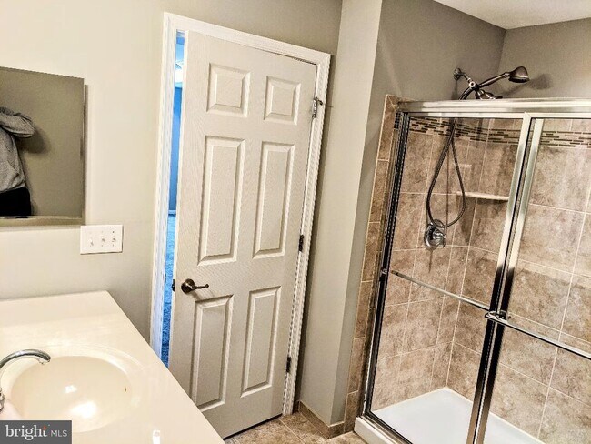 Building Photo - 301 Lexington Mews