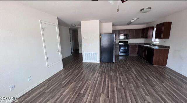 Building Photo - 1074 Kachina Dr
