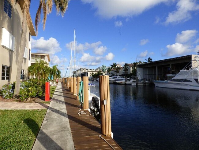 Foto del edificio - 1510 SE 15th St