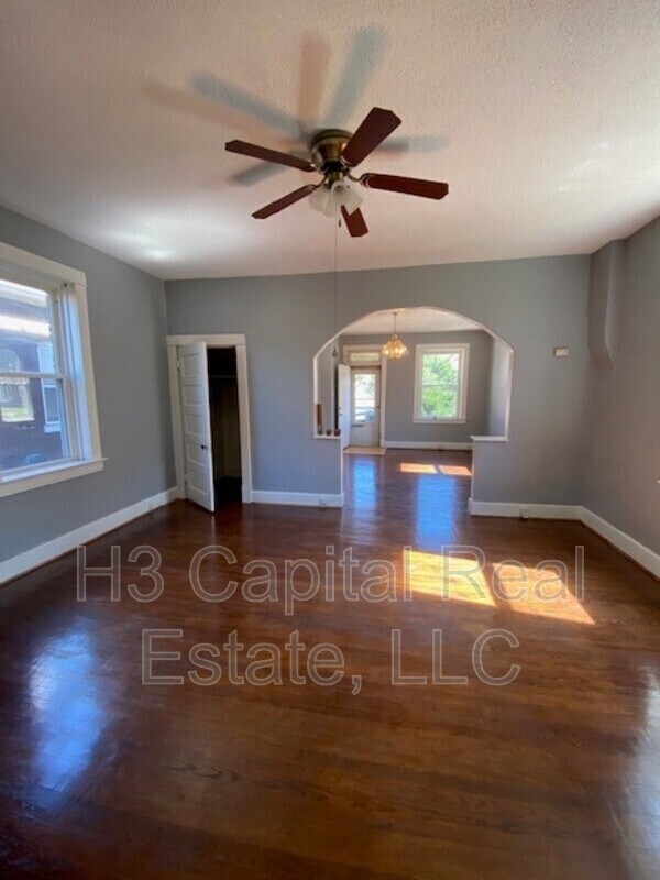 Foto del edificio - 2259 Grand Ave