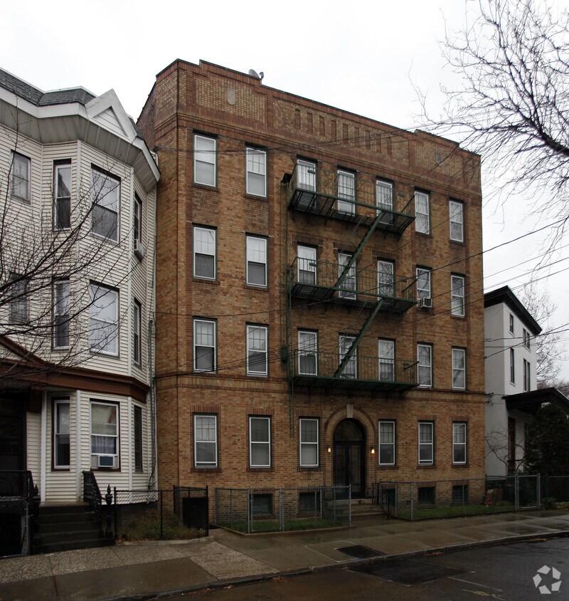 Primary Photo - 104 Booraem Ave