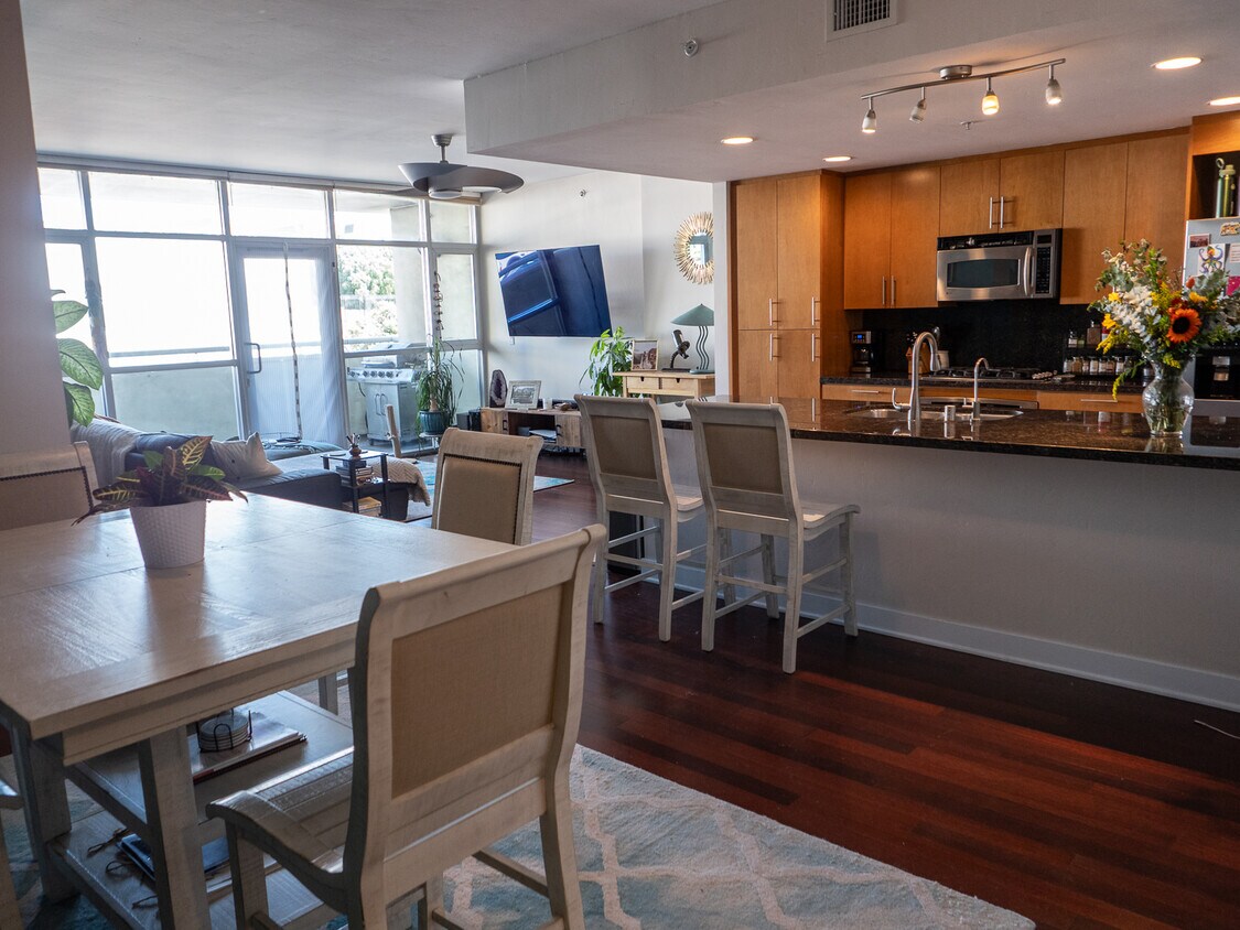 Foto principal - 3812 Park Blvd