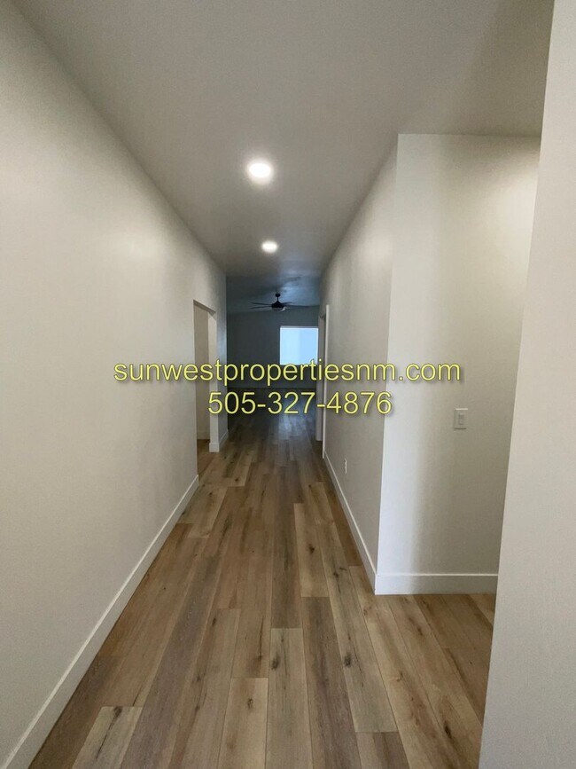 Foto del edificio - 5600 The Greens Ct