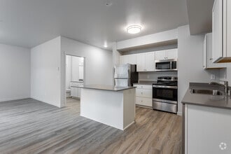2BR, 2BA - 1,045 SF - 5 Points Apartments