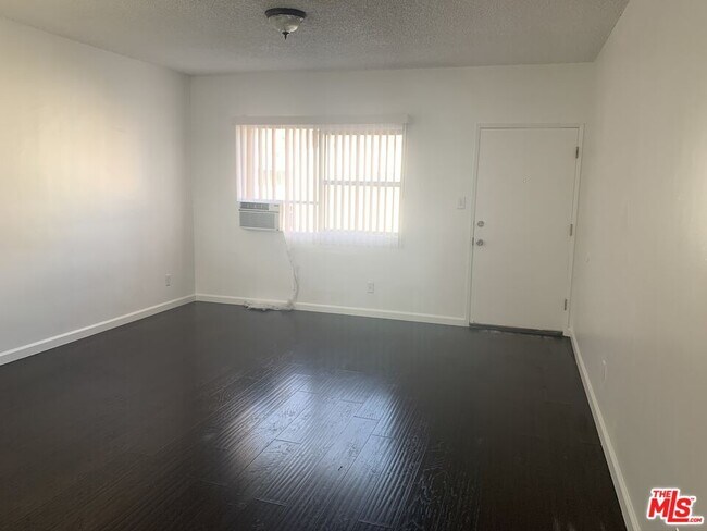 Foto del edificio - 1330 S Wilton Pl