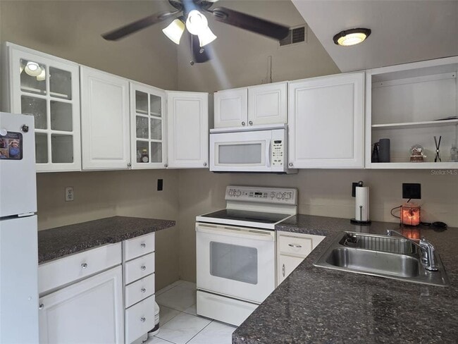 Building Photo - 2674 Macklin Ct