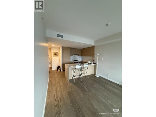 Photo du bâtiment - 3533 Ross Drive