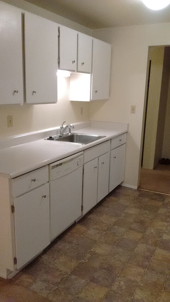 Foto del edificio - 7021 Sand Point Way NE