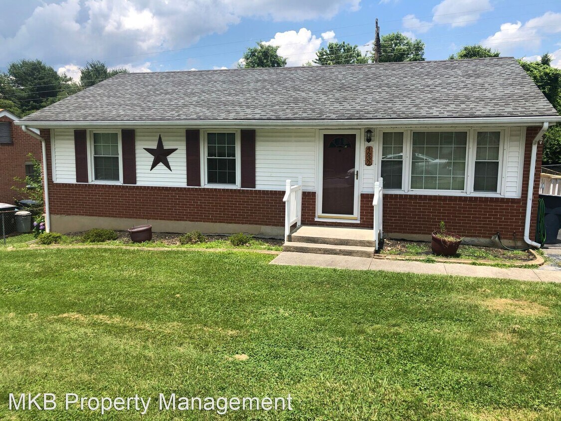 Primary Photo - 3 br, 2 bath House - 4632 Jacklin Drive N E