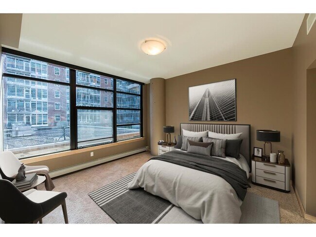Foto del edificio - 215 10th Ave S
