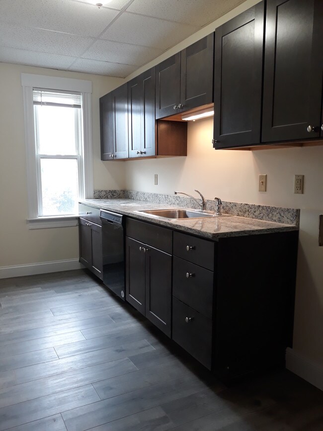 5 Cohasset St Unit 2 Worcester Ma 01604 Apartment For Rent In