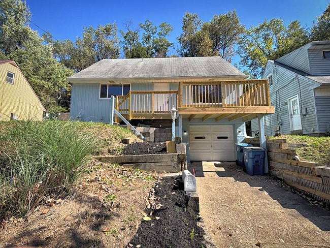 Photo - 741 Jefferson Rd House