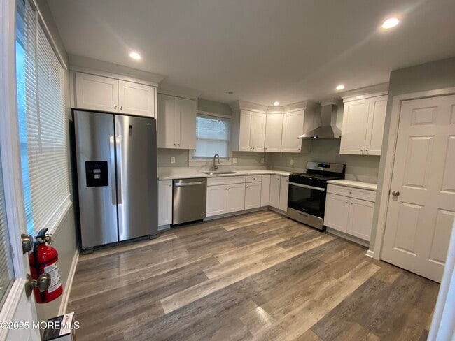 Building Photo - 205 Clamer Rd