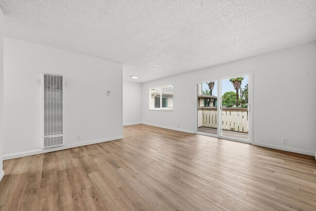 Foto del edificio - 802-816 Lincoln Avenue