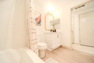 Building Photo - Bolsa Row Apartments