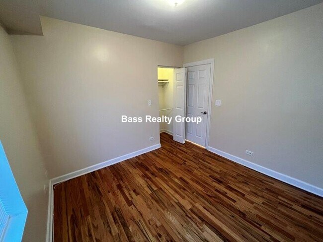 Building Photo - 4600 N Monticello Ave