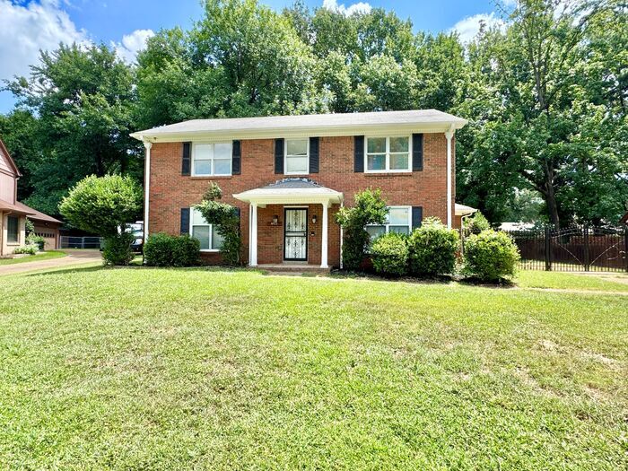 Foto principal - 4760 Hornsby Dr