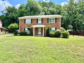 Building Photo - 4760 Hornsby Dr