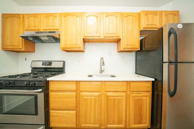 Building Photo - 3095 33rd St