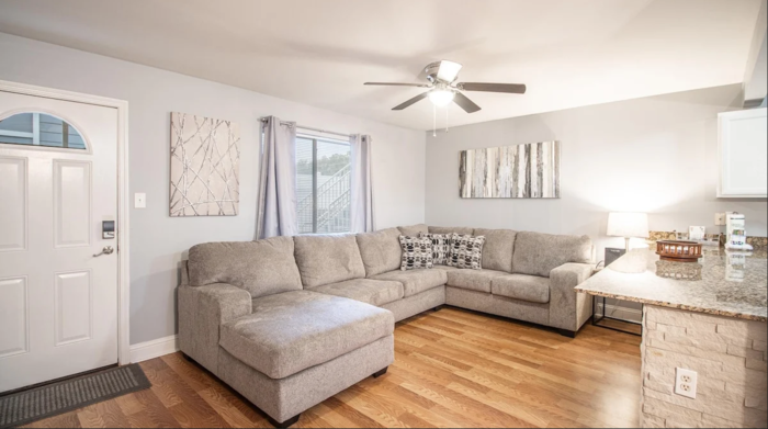 Foto principal - 1664 Beach Blvd