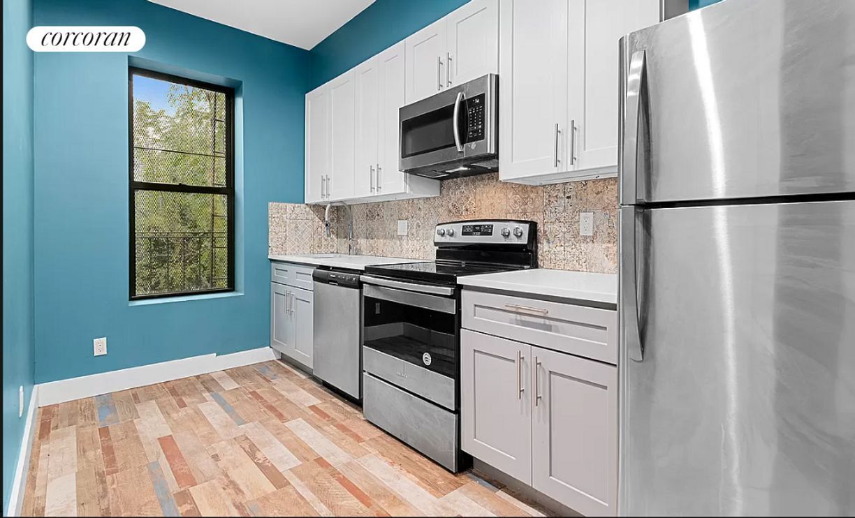 Foto principal - 1370 St Marks Ave