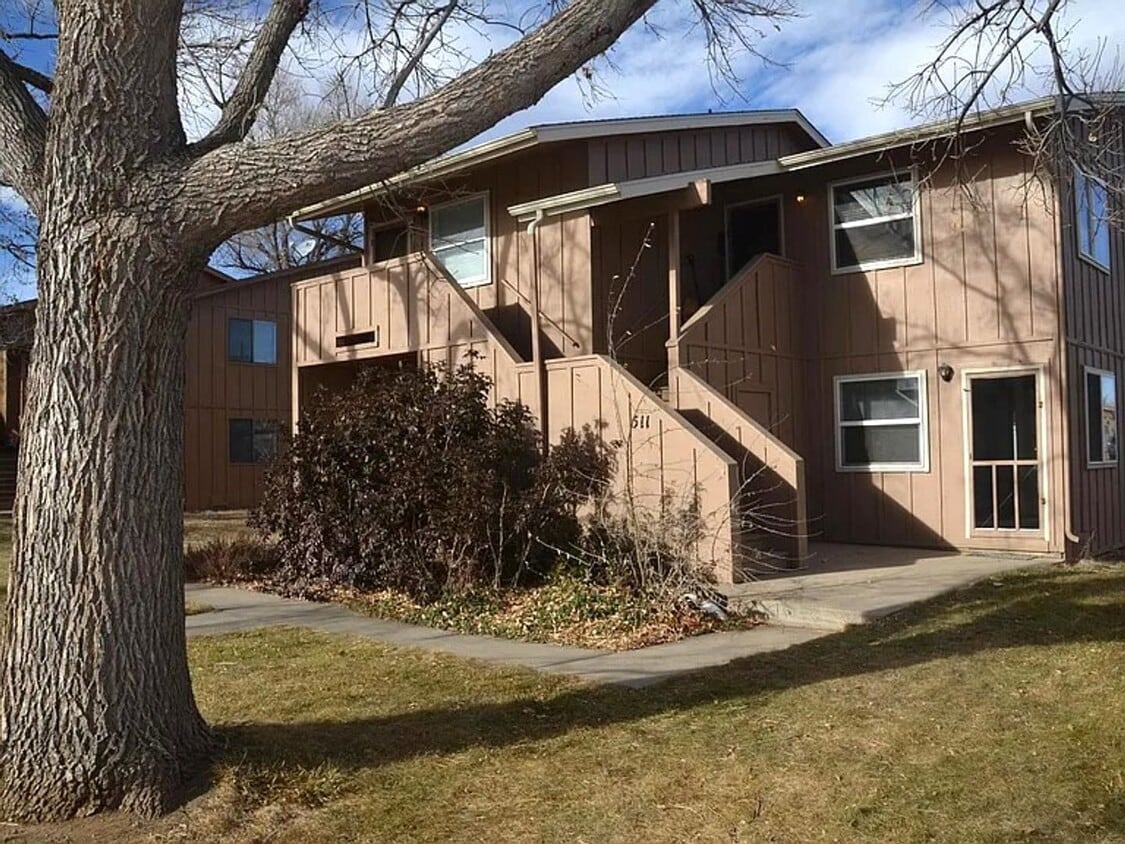 1 Bedroom in Lafayette Available Now - 1 Bedroom in Lafayette Available Now