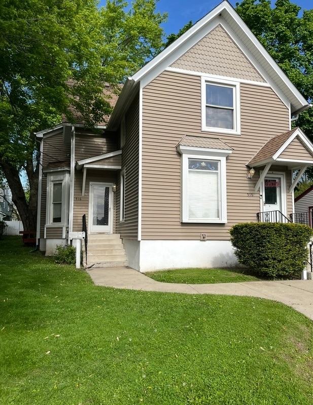 Building Photo - 516 Hendee St