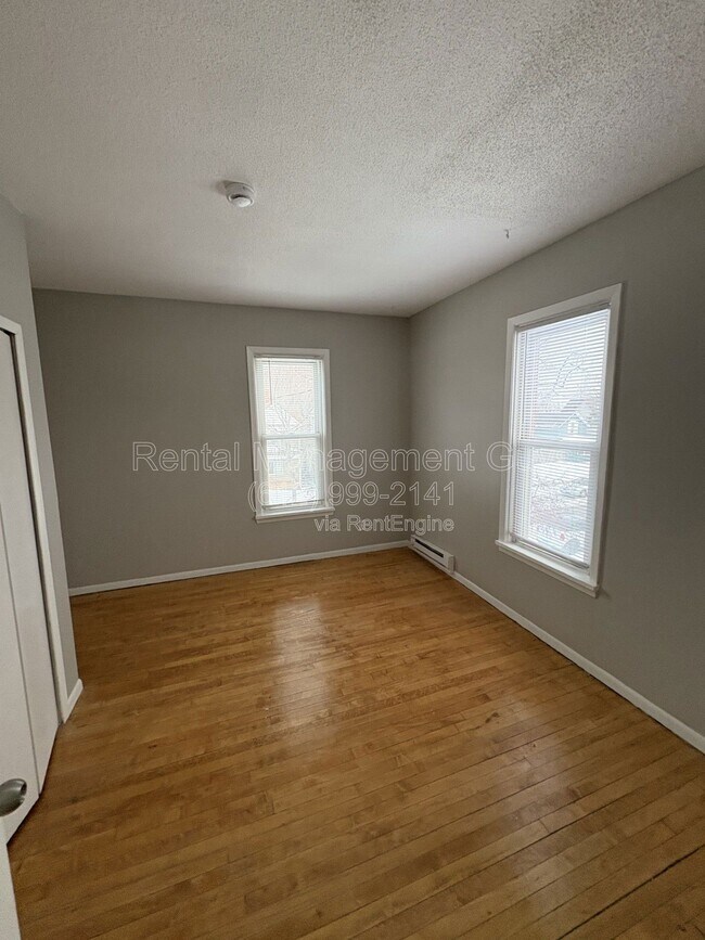 Foto del edificio - 1826 NE Jackson St