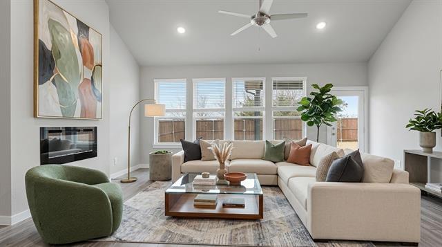 Building Photo - 2320 Spring Side Dr