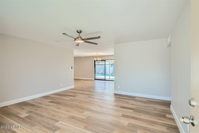 Foto del edificio - 8356 E Palm Ln