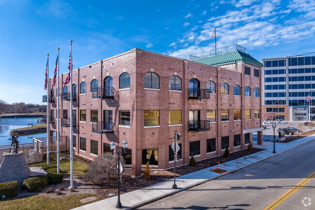 Foto del edificio - Discovery Point