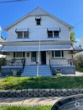 Building Photo - 1412 Eynon St