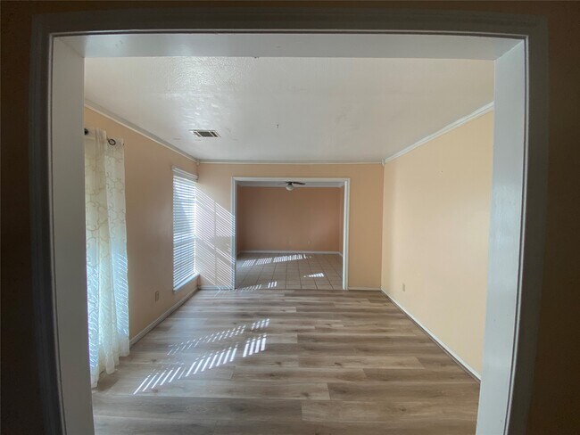 Foto del edificio - 14706 Woodward Gardens Dr