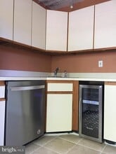 Building Photo - 39 O'Neill Ct