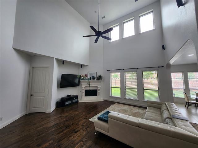 Foto del edificio - 10647 Kingsford Ln