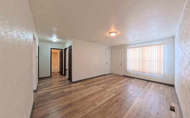 Foto del edificio - 2603-2605 Eastview Dr