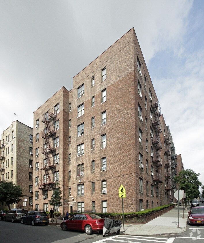 3013 Valentine Ave, Bronx, NY 10458 Apartments in Bronx, NY