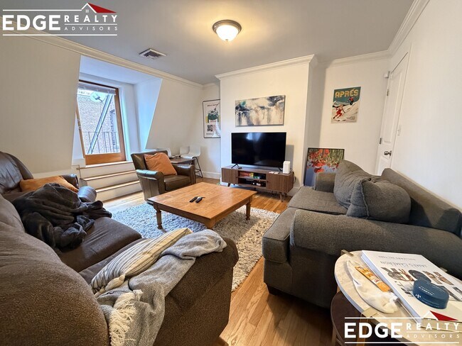 Photo - 1798 Beacon St Apartment