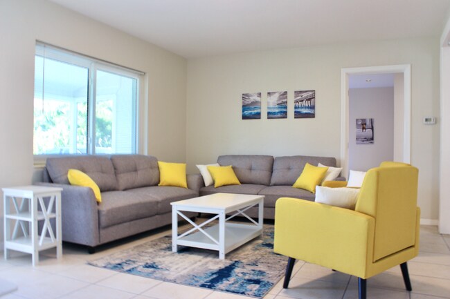 Foto del edificio - 14512 117th Ave N